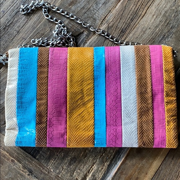 Striped Aldo clutch - Picture 2 of 4